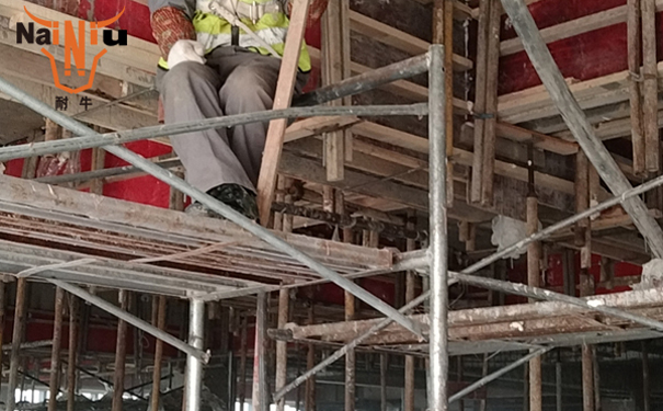 �۰���Ϳ�ϳ�Ĥ����Ļ����²�����ԭ����